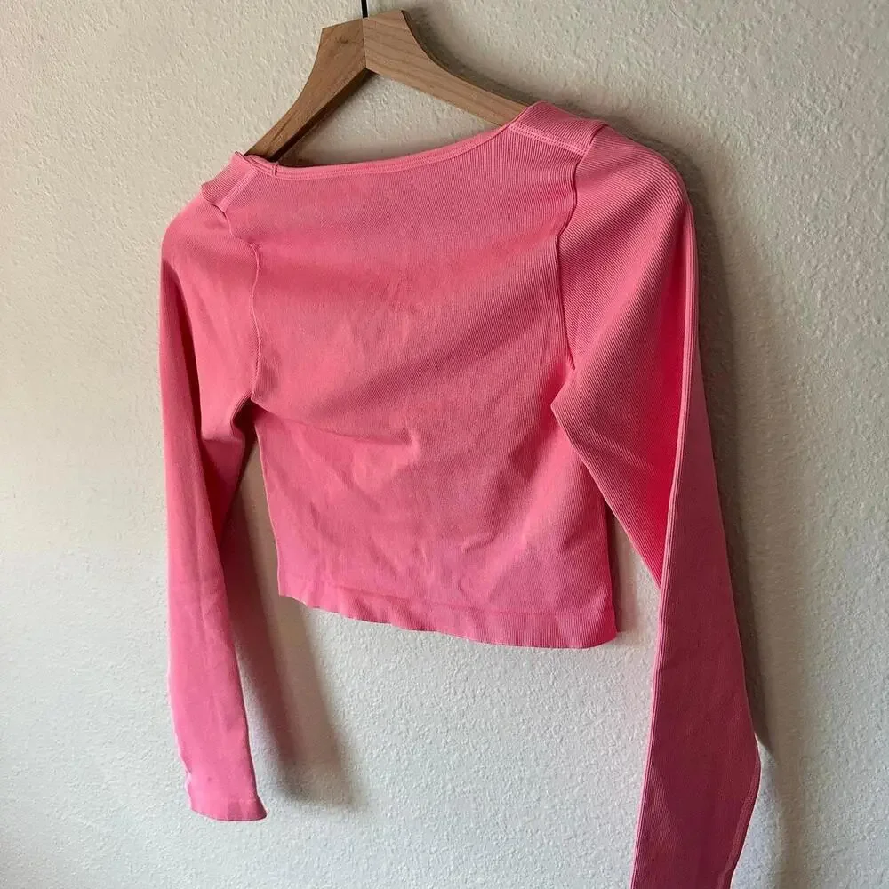 NWOT OQQ Pink Ribbed Long Sleeved Crop Top PINK Size L